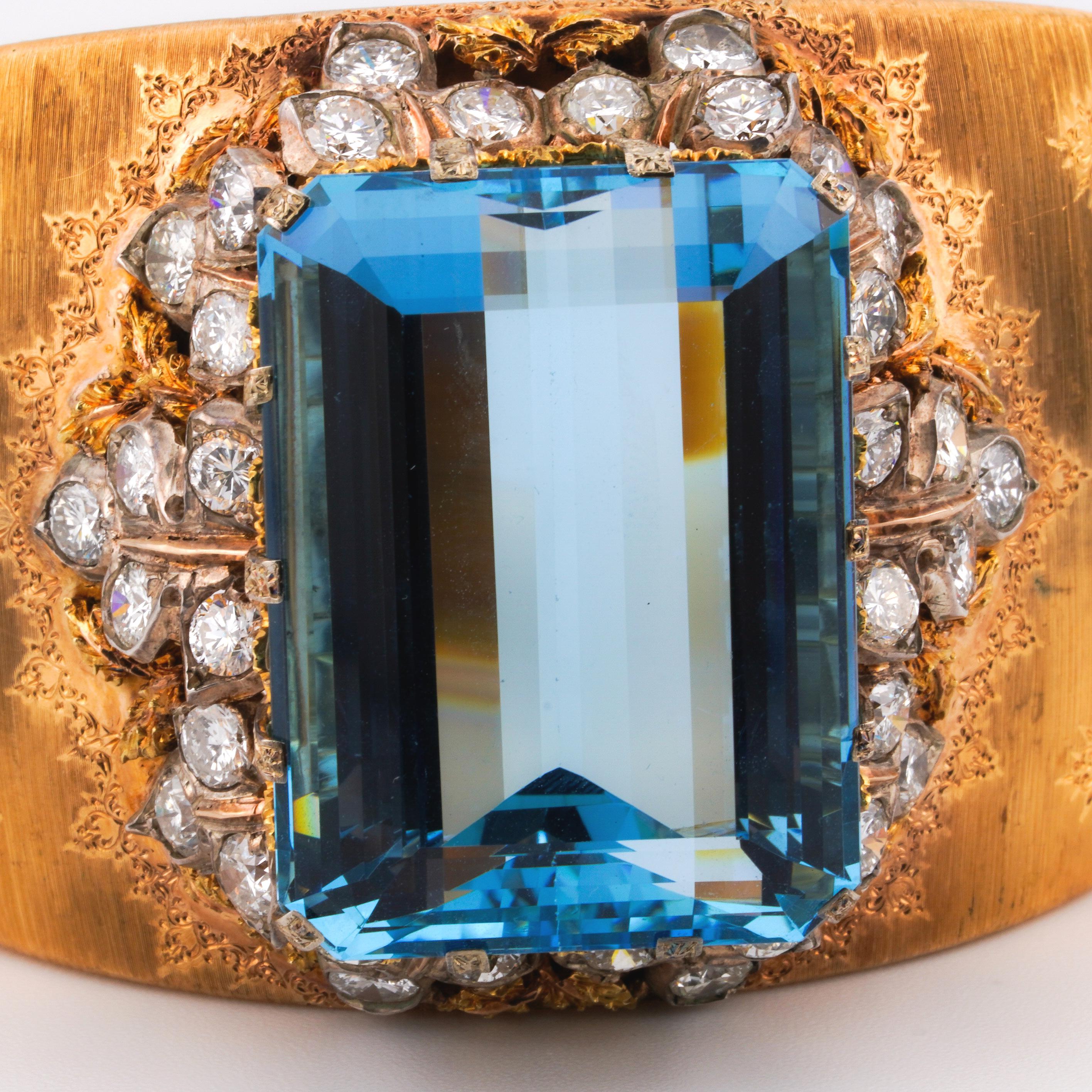 Buccellati 18k Yellow Gold 90ct Aquamarine 6.8ct VS Diamond Bangle Bracelet