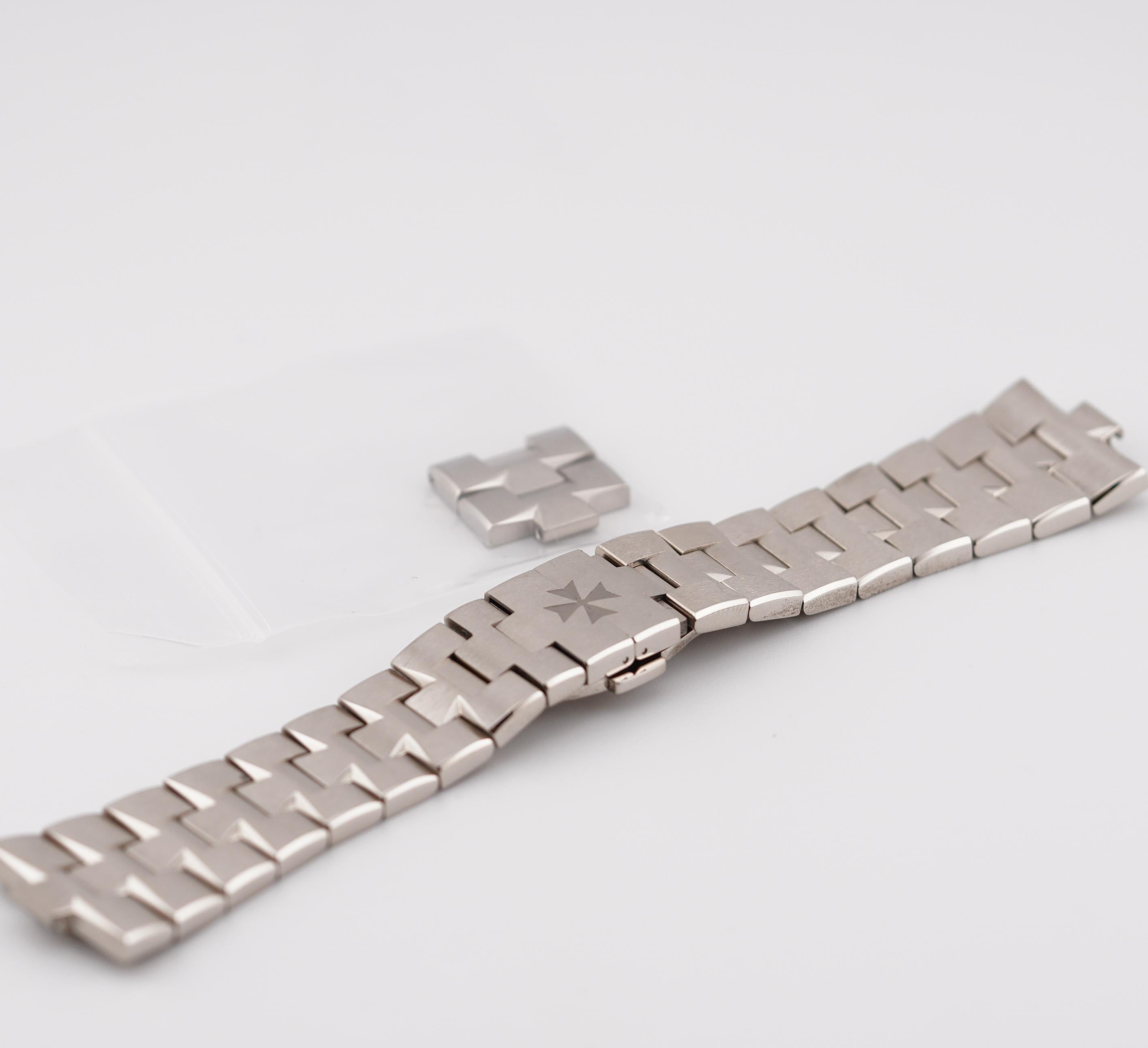 Vacheron Constantin Overseas 4307V/220G-238C White Gold Ruby Bezel  Watch