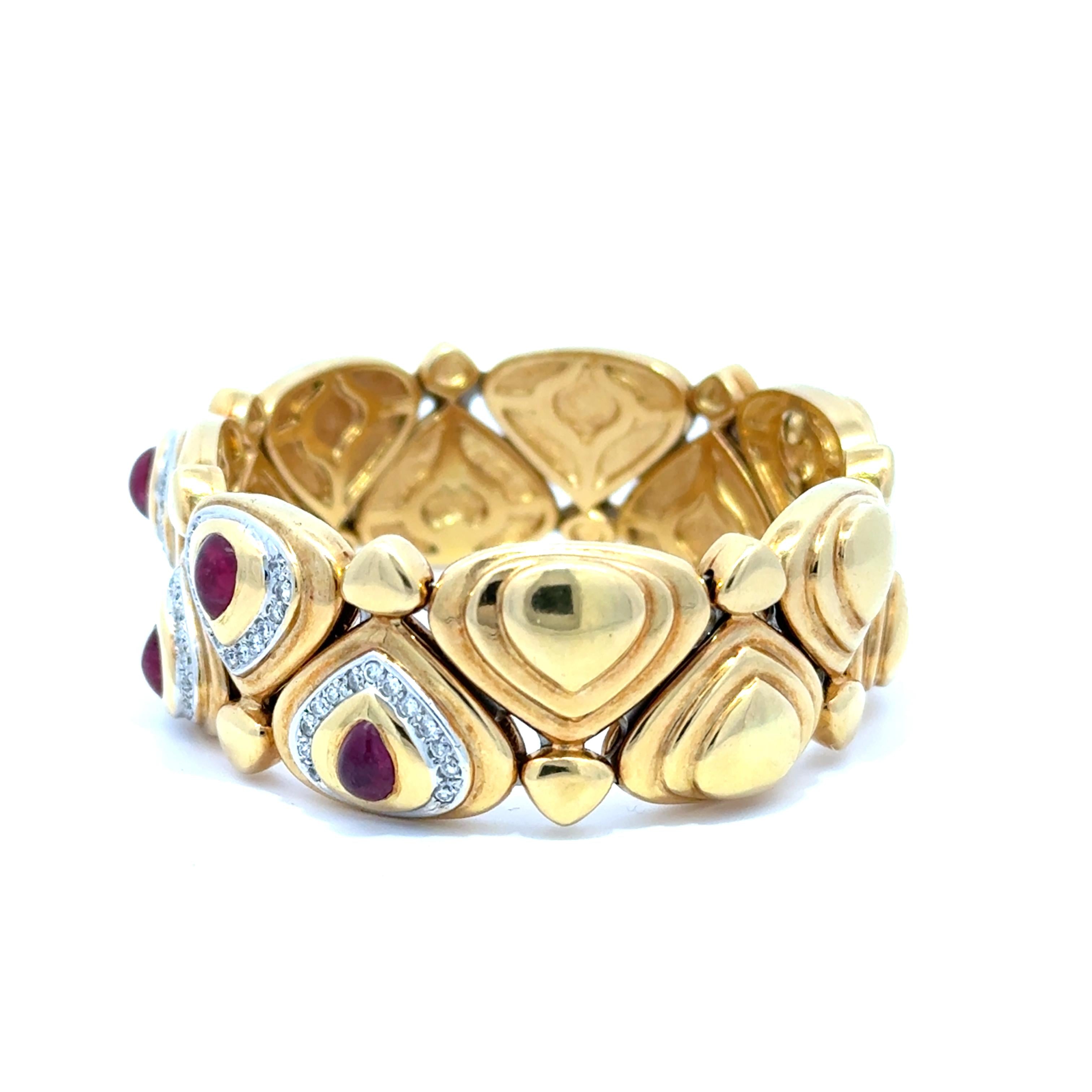 18kt Yellow Gold 4.0ct Ruby and 2.0ct Diamond Cuff Bangle Bracelet