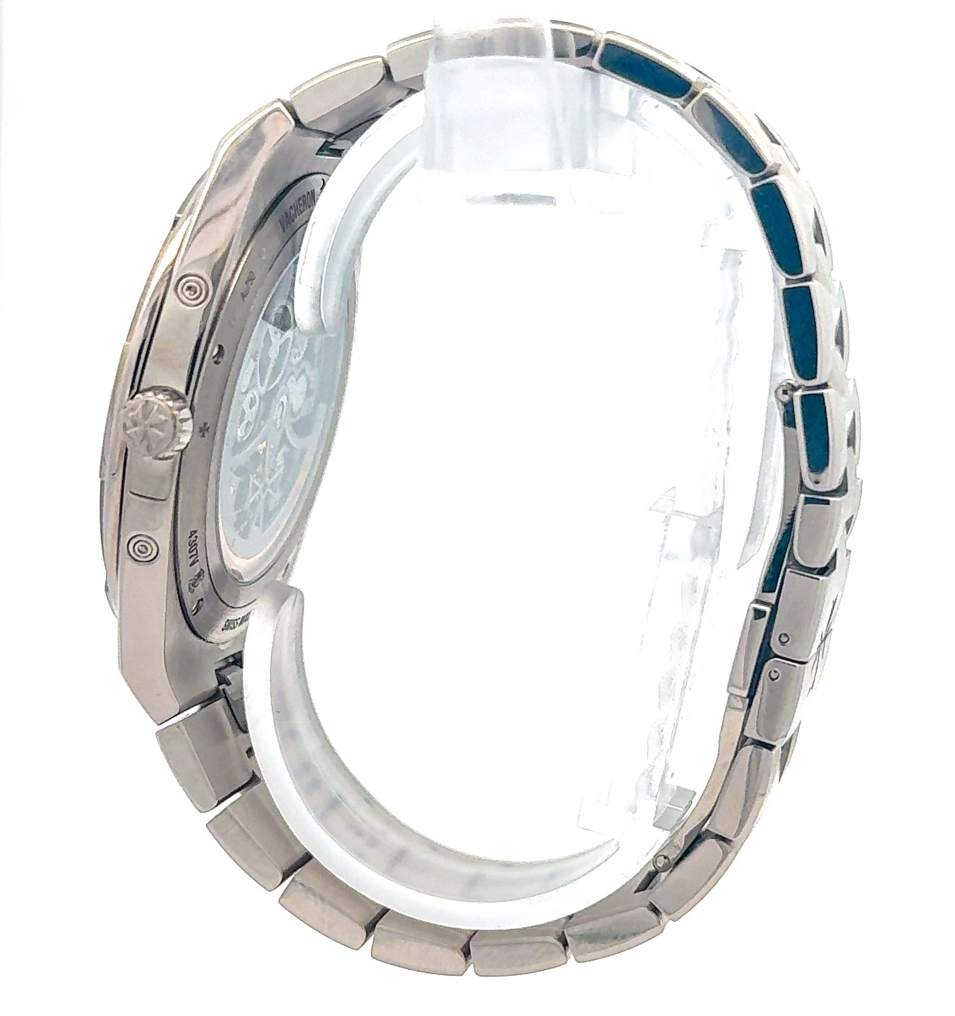 Vacheron Constantin Overseas 4307V/220G-238C White Gold Ruby Bezel  Watch